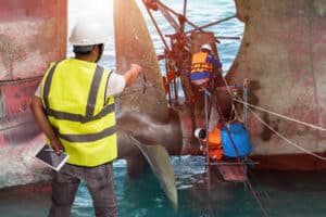 riparazioni e manutenzione delle navi è considerato un lavoro usurante